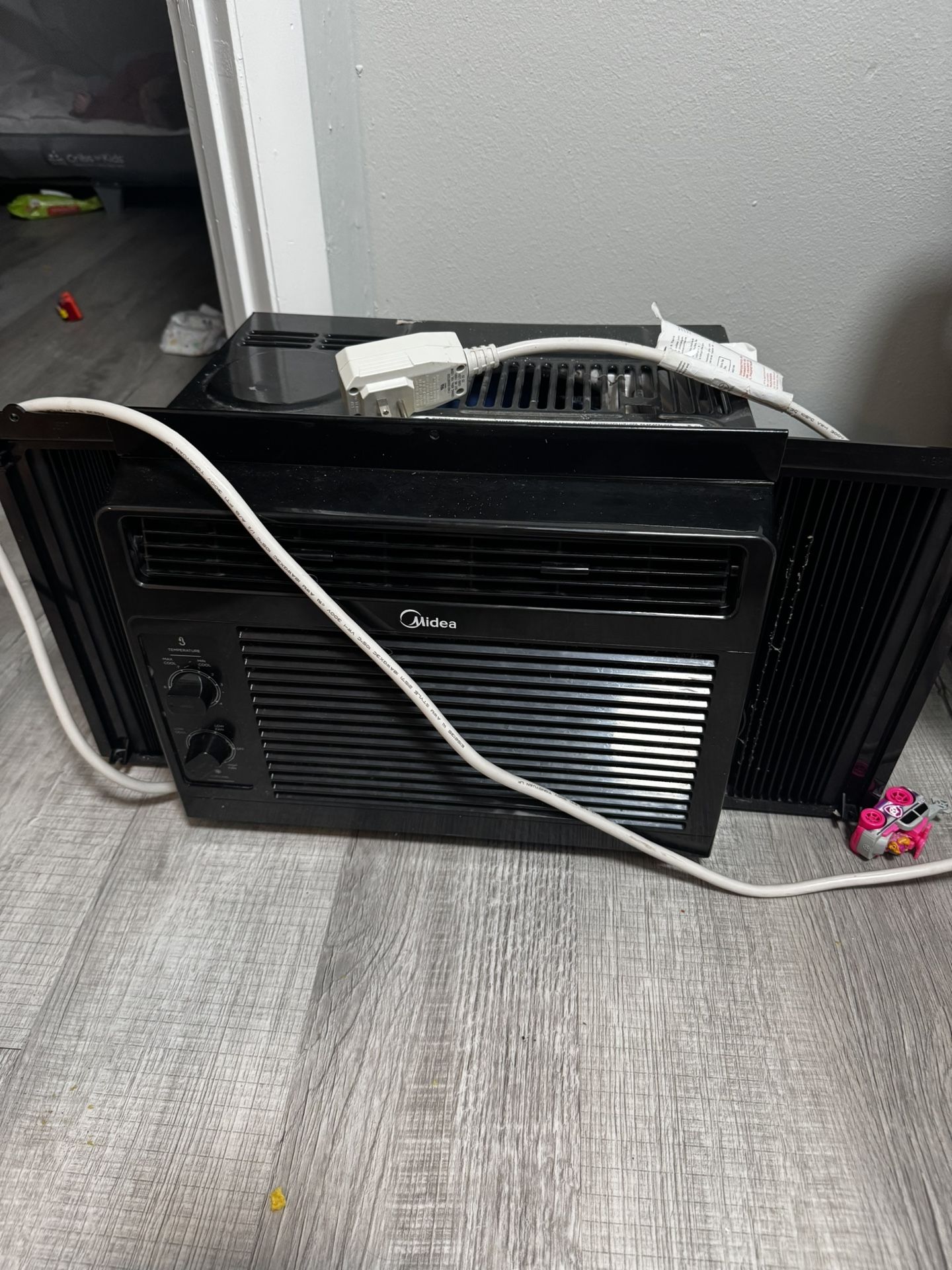 Window AC