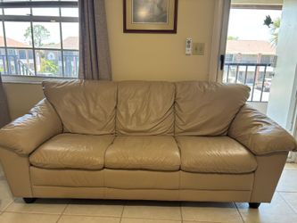 Authentic Italian Natuzzi Leather Sofa Set - Sofa, Loveseat - Made in Italy 1997"