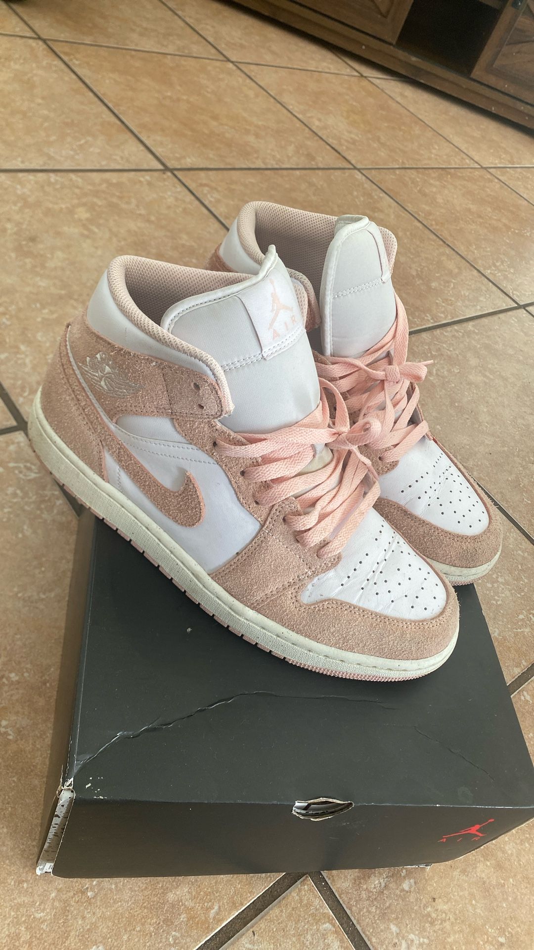 Air Jordan 1s Size 9