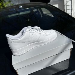 Nike Air Force 1 Low White Size 12.5