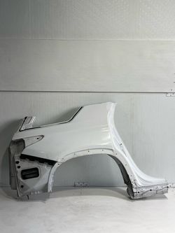 (6201) 18-23 Chevy Chevrolet Traverse Right Quarter Panel 2018 2019 2020 2021 2022 2023