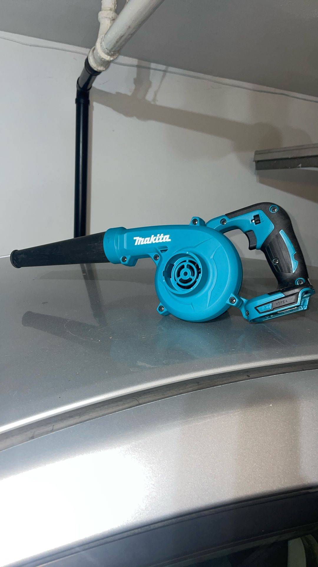 New Makita Blower 18v - Tool Only And Pick Up Only