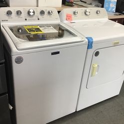 New Scratch And Dent Maytag Washer And Dryer Set. 1 Year Warranty 