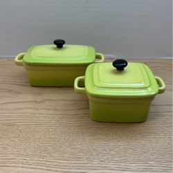 Two Miniature Oven Refrigerator Ceramic Kitchenware One 6“ X 3“ Second 5“ X 3“ B27