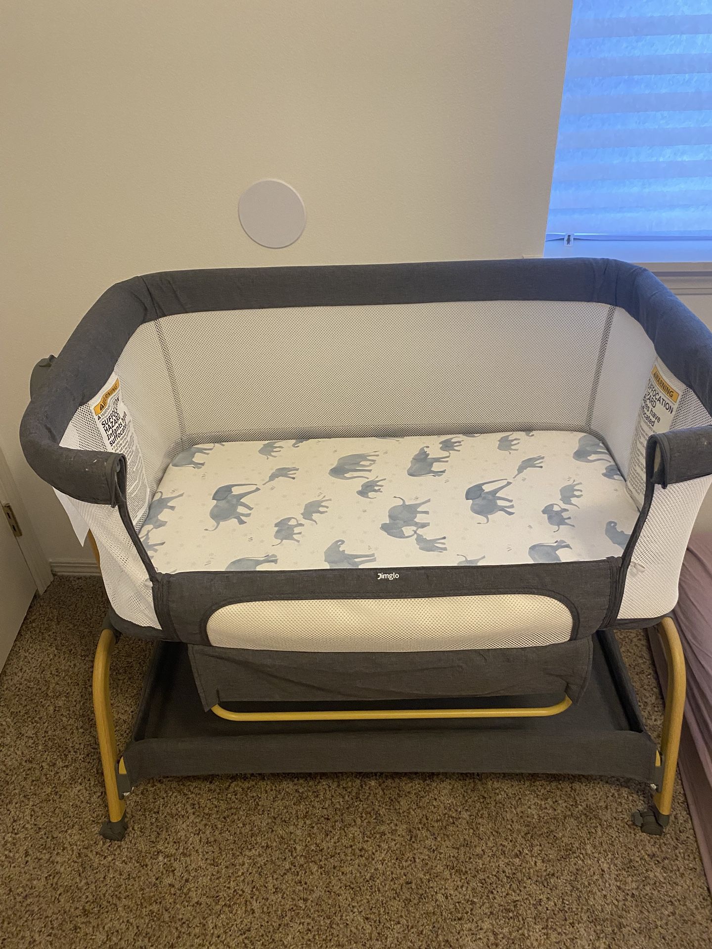 Baby Bassinet - Jimglo 3 in 1 bedside Bassinet