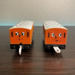 Thomas the Tank Engine & Friends Trackmaster TOMY Annie & Clarabel Coaches 2002