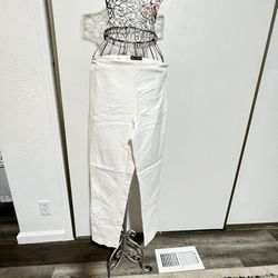 Vince Camuto  Pants for Women size 4