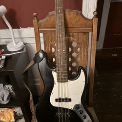 Affinity Series Fender For StringSquier Bass Guitar