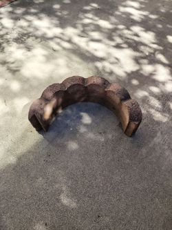 Half circle Pasadena style landscape brick