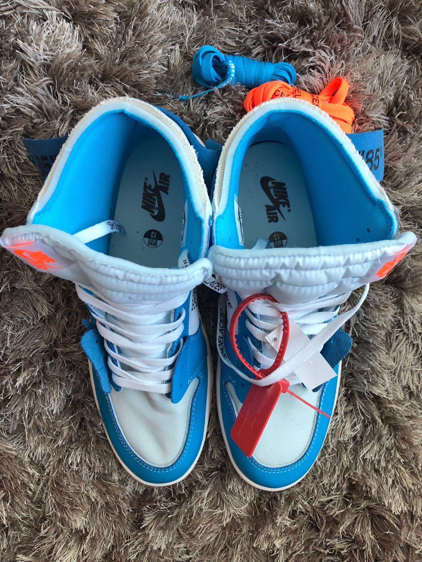 Off White Jordan 1 UNC (UA) for Sale in Los Angeles, CA - OfferUp