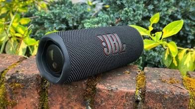 JBL flip 6 brand new
