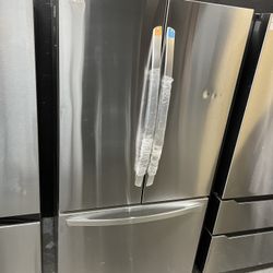 Lg French Door Plain Face Refrigerator In Counter Depth 