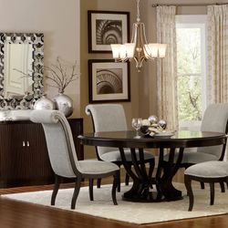 Savion Espresso Round/Oval Extendable Dining Set