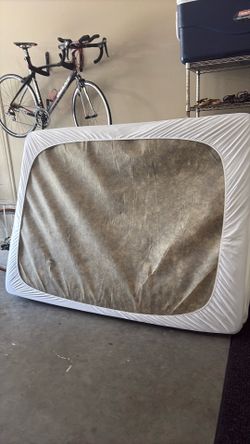 Queen mattress