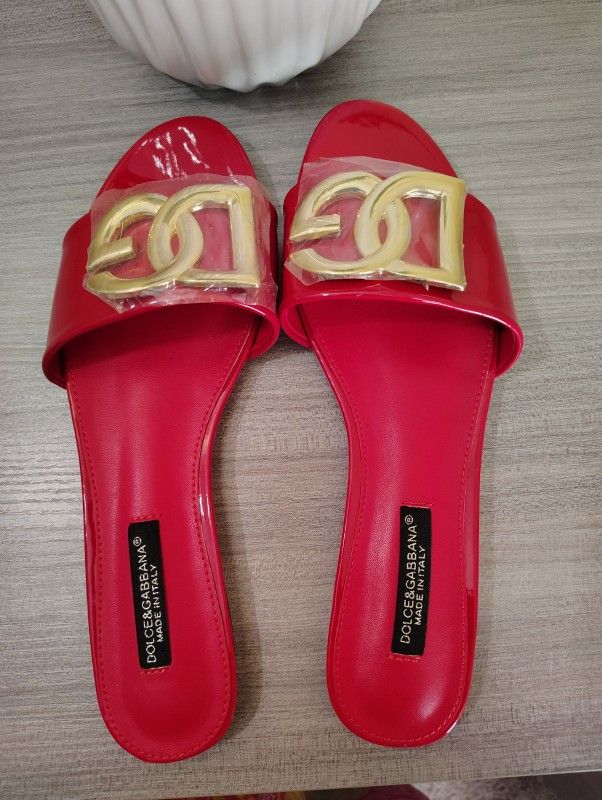 Sandals Holiday Sale