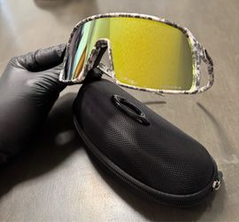 Oakley Sutro sunglasses