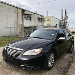 2013Chrysler 200