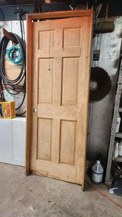 32" Interior Solid Oak Door $80 Good Condition 