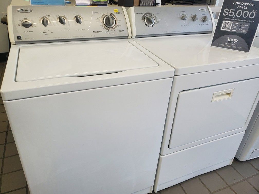 Whirlpool Washer And Dryer Set