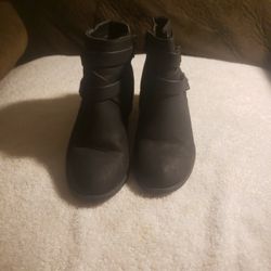 Girls Boots Size 1