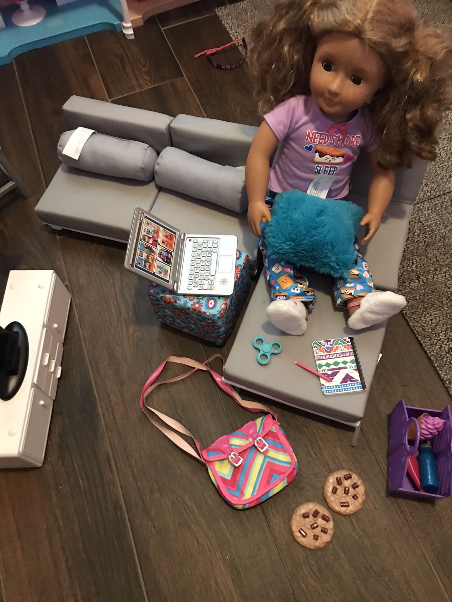 American girl doll and accessories $20
