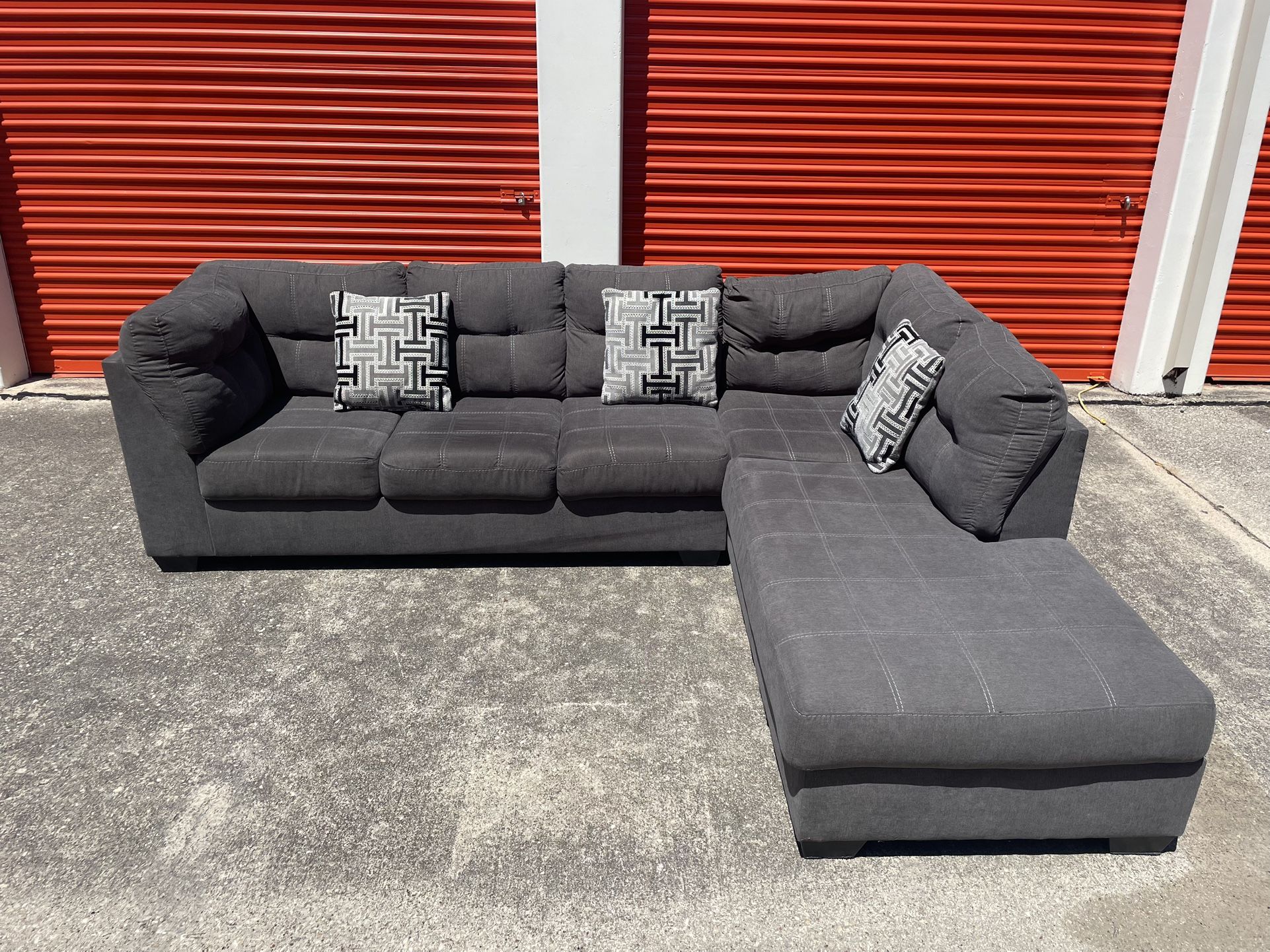Sectional Couch (Delivery Available)