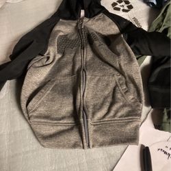 Boys 5/6 $500 Batman Sweat Shirts Zipper 