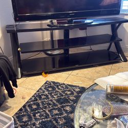 TV Stand / Entertainment Center