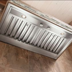 🔥 NEW OPEN BOX – BEST 48” Designer Wall-Mount Range Hood 🔥  💲 Price Today: $2,199  Upgrade your kitchen with this premium BEST 48” Designer Wall-Mo