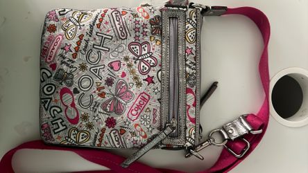 Cross body coach purse