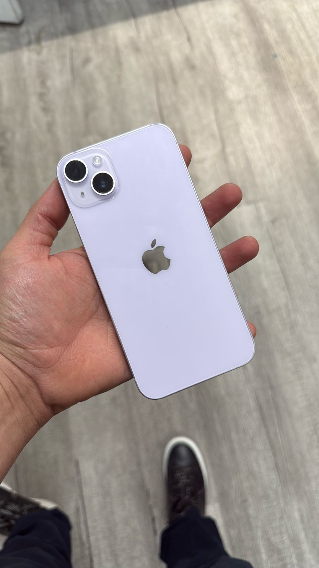 iPhone 14 Plus
