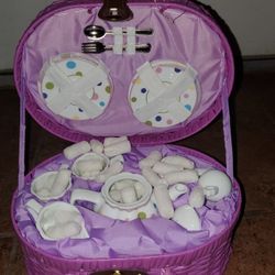Delton Fine Collectible  Porcelain Tea Set