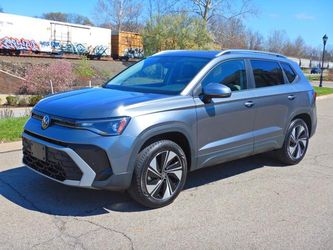 2025 Volkswagen Taos