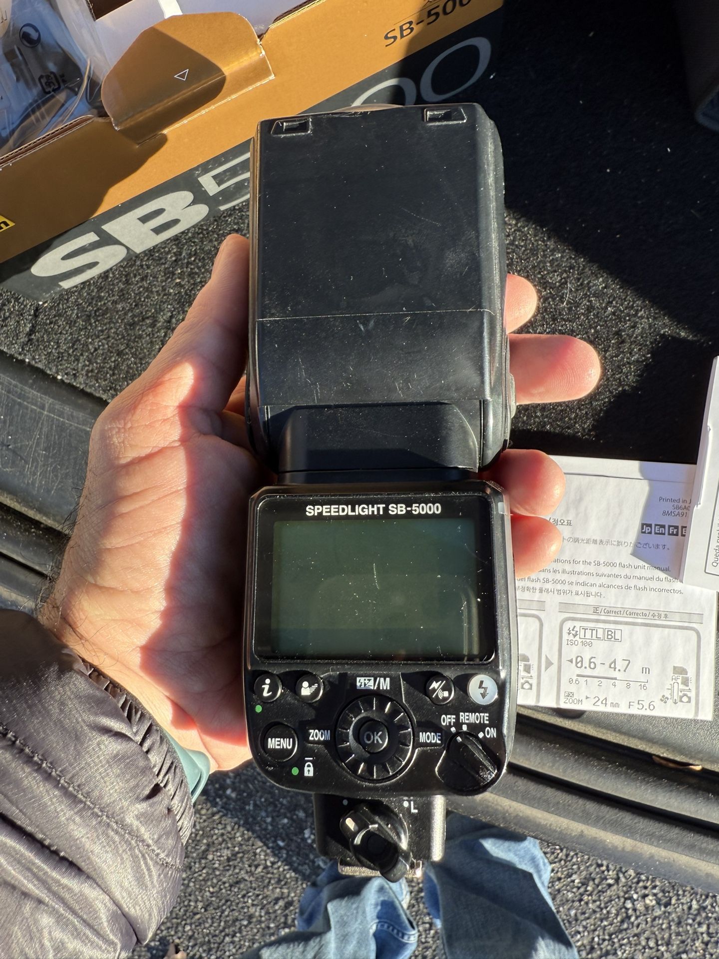 Nikon Sb5000