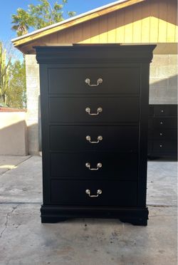 Tall Black Dresser