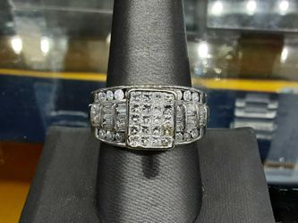 Ring - Engagement Set - White Gold 10k (.417) 10.7 grams Size 9.5