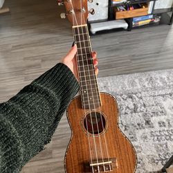 Amahi Ukulele