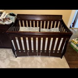 Cherry Oak 4-1 Crib