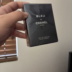BLEU DE CHANEL PARIS