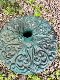 Concrete umbrella stand
