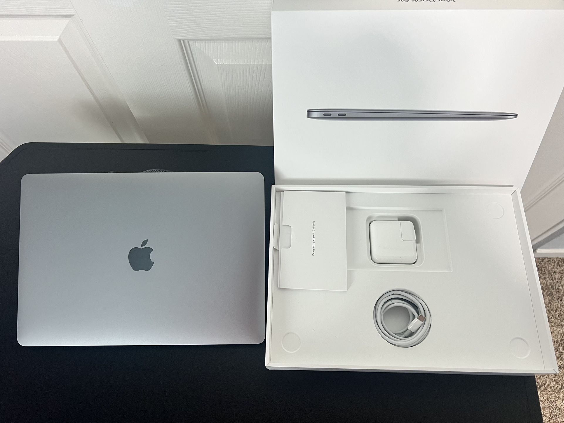 Apple MacBook Air M1, 13in (Base Model)(Used, Complete With Box)