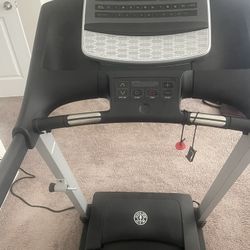 Gold’s Gym Treadmill