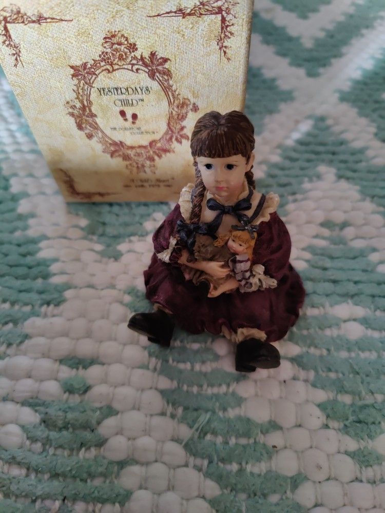 Yesterday's Child Patricia With Molly Collectable