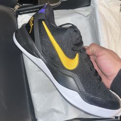 Kobe Protro 8 New Size 10