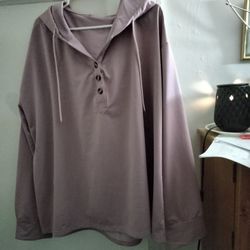 BRAND NEW TOP SIZE 5X FITS LIKE A 3OR 4X 