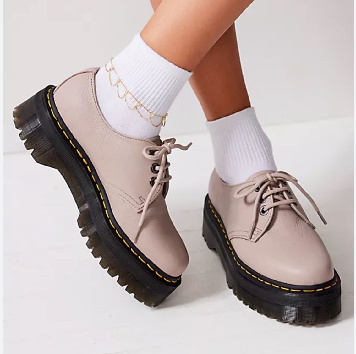 NWOT Dr Martens 1461 Quad II Pisa Vintage Taupe for Sale in  display picture 2