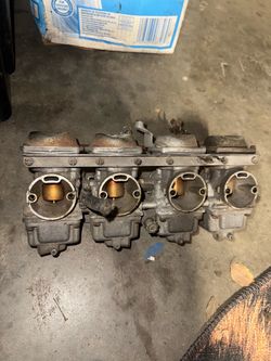Honda CB400F carburetors