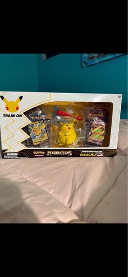 Pokémon Celebrations Premium Figure Collection Pikachu VMAX