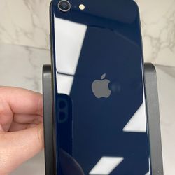 iPhone SE 64gb 2022 Unlocked ID: 98124