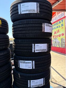 235/45/18 Vendo set de llantas Nueva con 50,000 millas de garantía